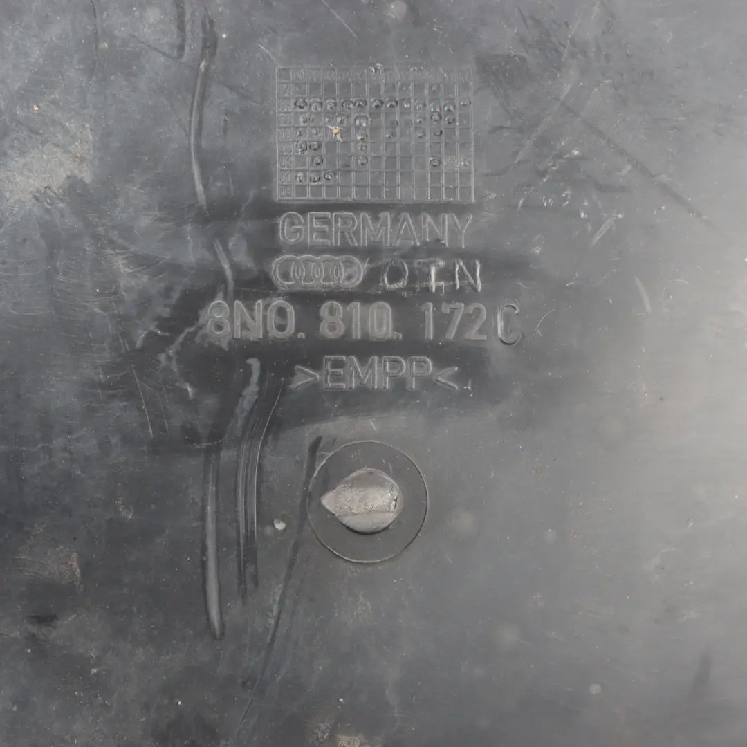 8N Nadkole Osłona Prawy Tył do Audi TT o numerze 8N0810172C Audi TT 8N Nadkole Osłona Prawy Tył - SKU 8N0810172C - Numer Części 8N0810172C