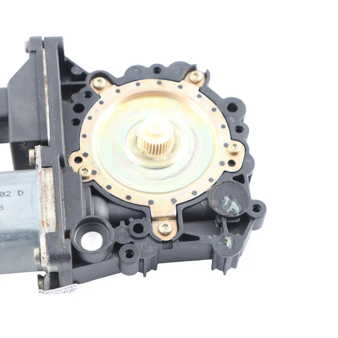 8N Convertible Electric Lifter Window Glass Motor Right O/S to Audi TT with Part number 8N7959802D Audi TT 8N Convertible Electric Lifter Window Glass Motor Right O/S - SKU 8N7959802D - Part number 8N7959802D