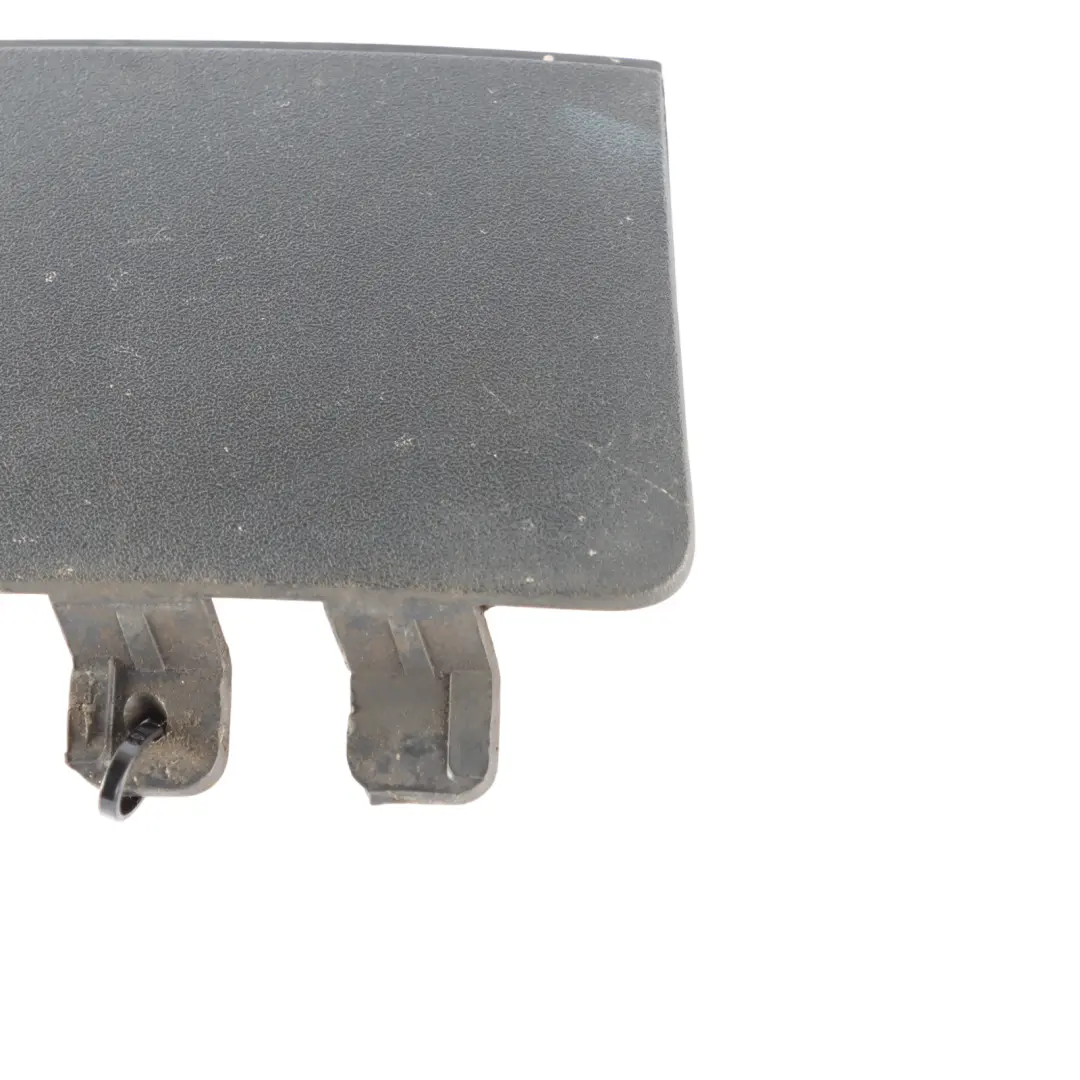 Tapa Gancho Remolque Trasero Parachoques para Audi A3 8P con número de pieza 8P0807441 Audi A3 8P Tapa Gancho Remolque Trasero Parachoques - SKU 8P0807441 - Número de pieza 8P0807441