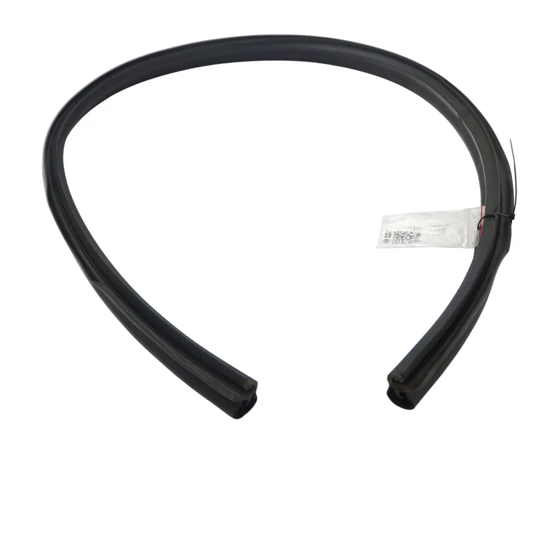 Gummi Dichtung vorn unter der Motorhaube für Audi A3 8P mit Teilenummer 8P0823731A Audi A3 8P Gummi Dichtung vorn unter der Motorhaube - SKU 8P0823731A - Teilenummer 8P0823731A