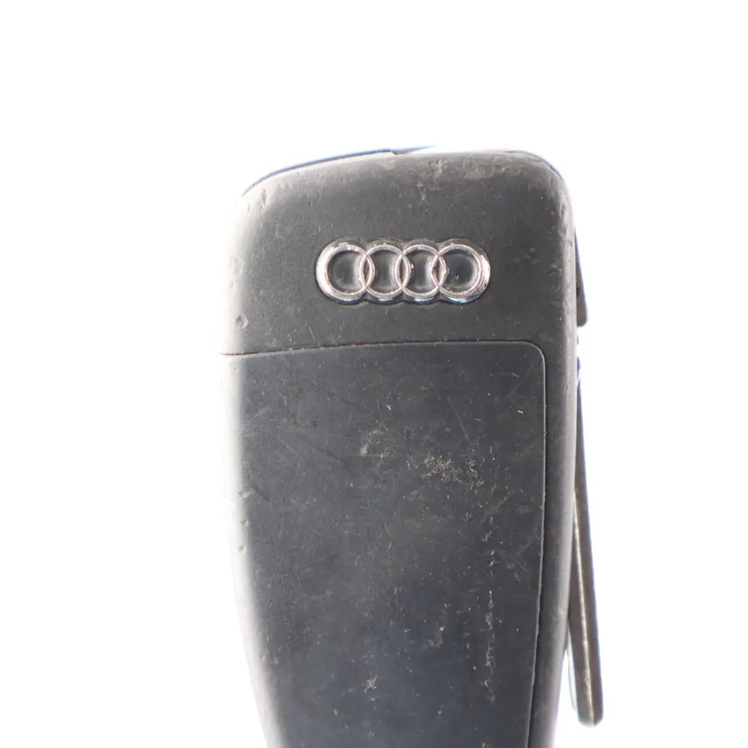 Flip Key Fob Remote Control Button Audi A3 8P - SKU 8P0837220D - Part number 8P0837220D