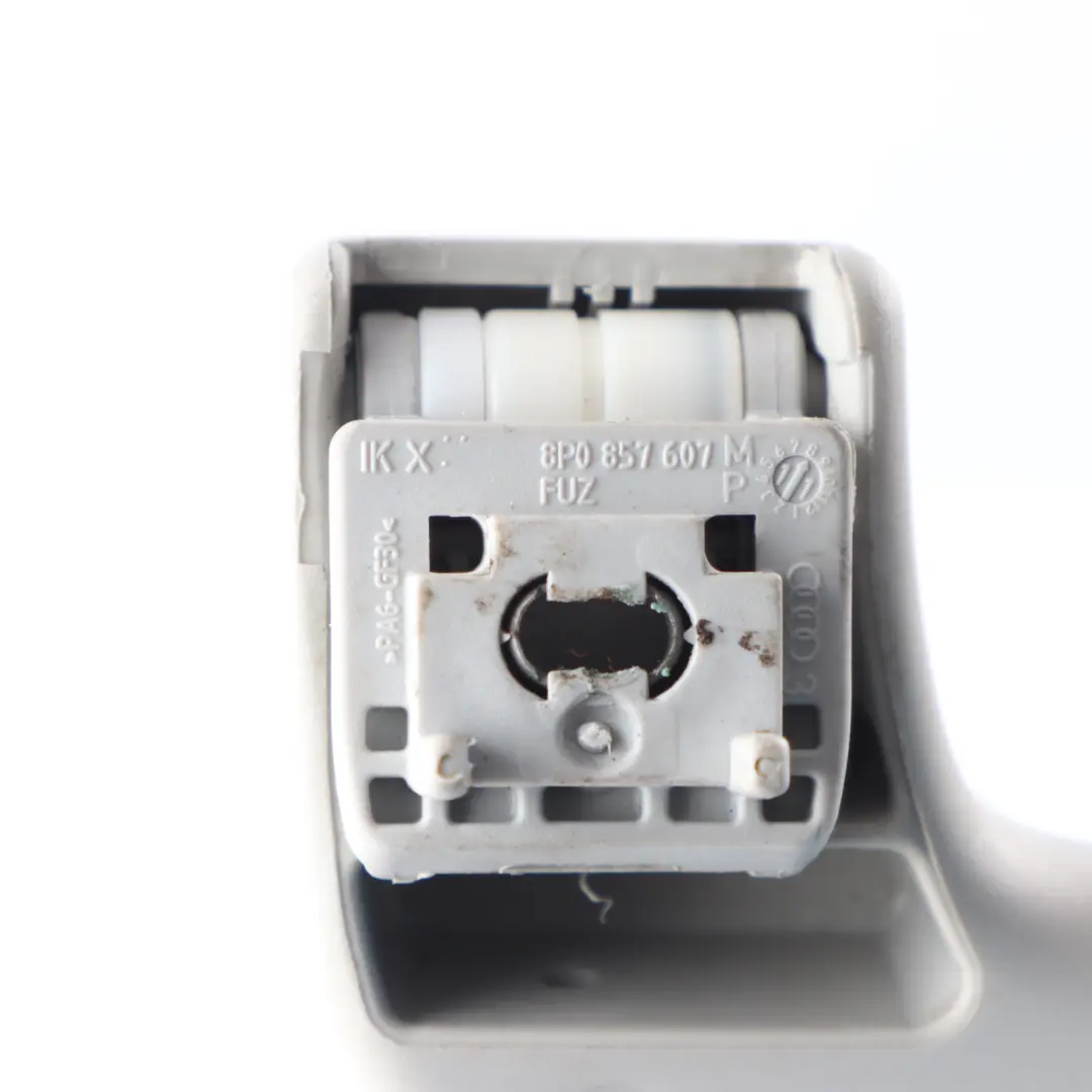 Uchwyt Łapka Dachowa Prawy Przód do Audi A3 8P o numerze 8P0857607P Audi A3 8P Uchwyt Łapka Dachowa Prawy Przód - SKU 8P0857607P - Numer Części 8P0857607P