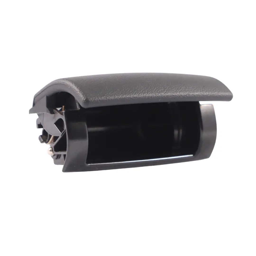 Audi A3 8P Cendrier console centrale Insert arrière Cendrier noir - SKU 8P0857961-1 - Numéro de pièce 8P0857961