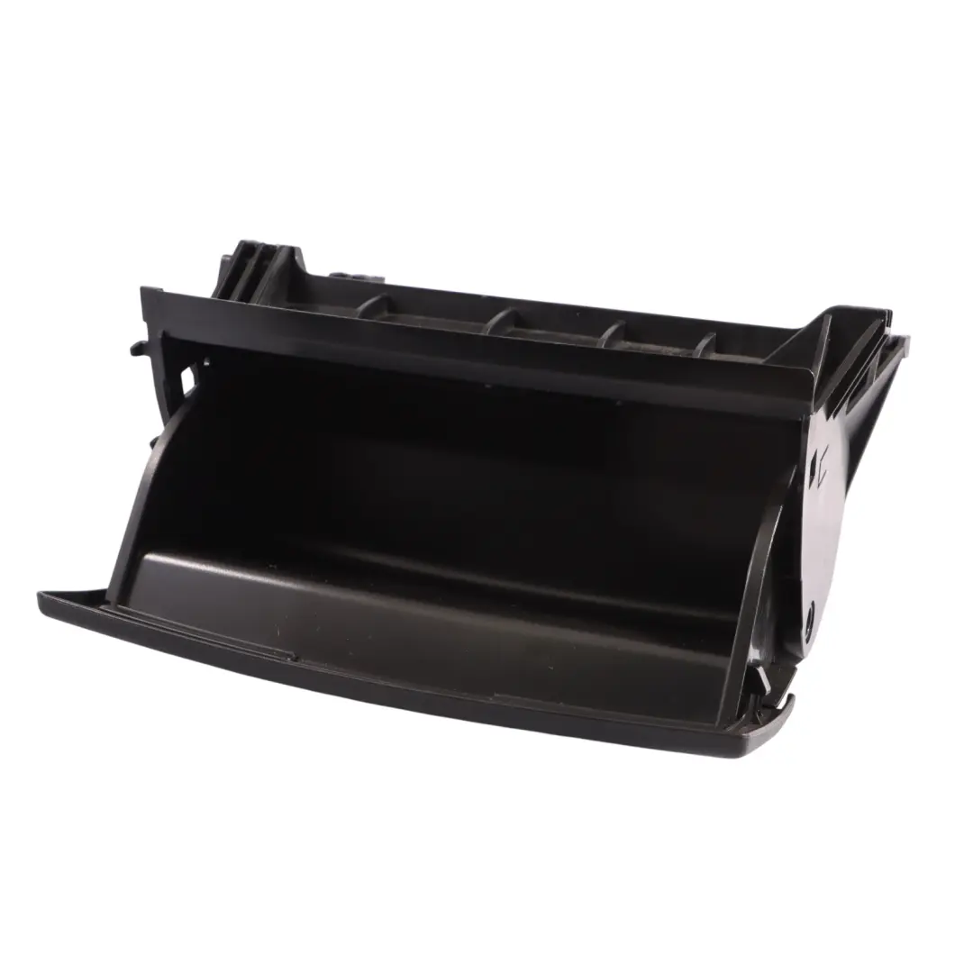 Schowek Fotel Pasażera Przód Prawo do Audi A3 8P o numerze 8P0881578 Audi A3 8P Schowek Fotel Pasażera Przód Prawo - SKU 8P0881578 - Numer Części 8P0881578