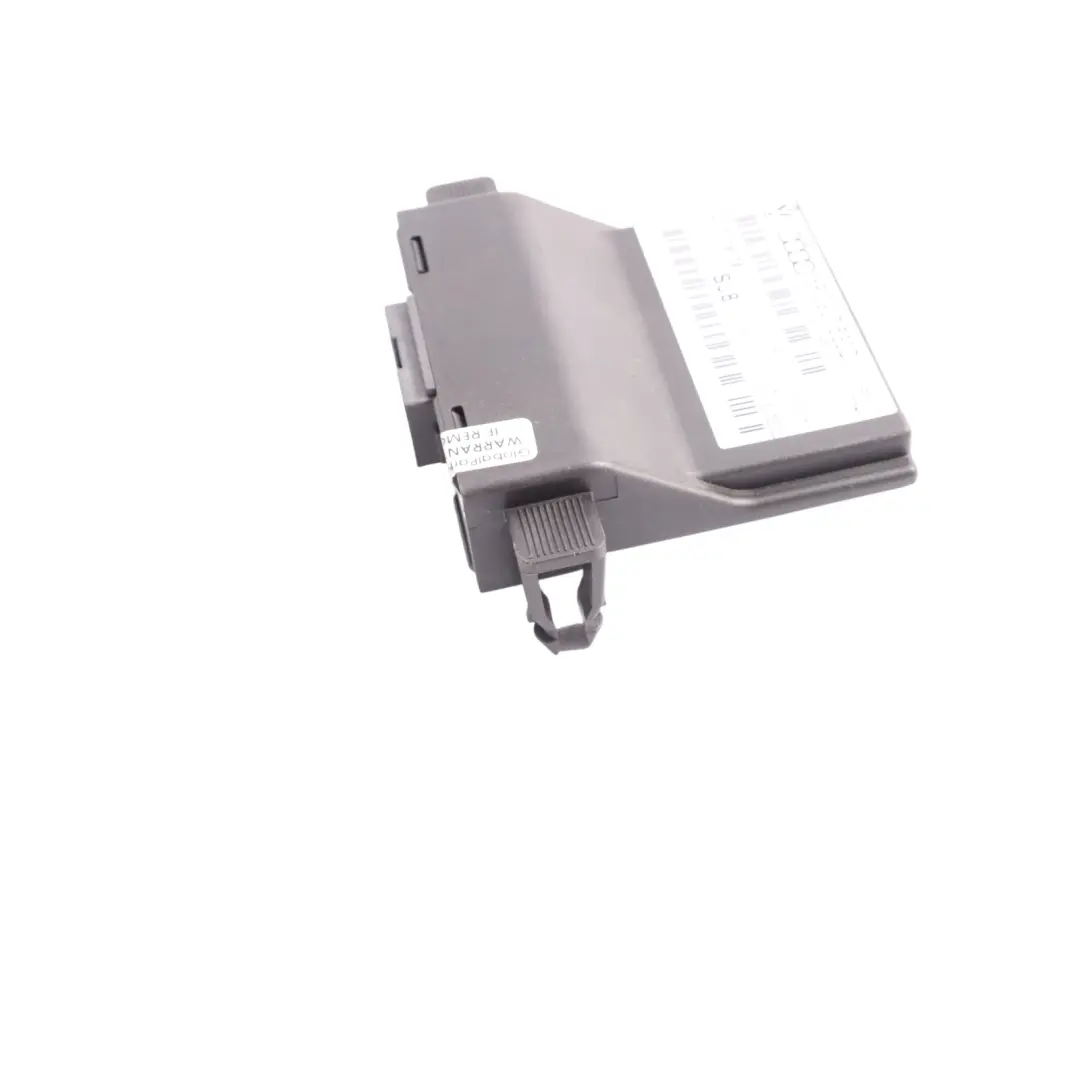 Control Unit Gateway Module ECU to Audi A3 8P with Part number 8P0907530C Audi A3 8P Control Unit Gateway Module ECU - SKU 8P0907530C - Part number 8P0907530C