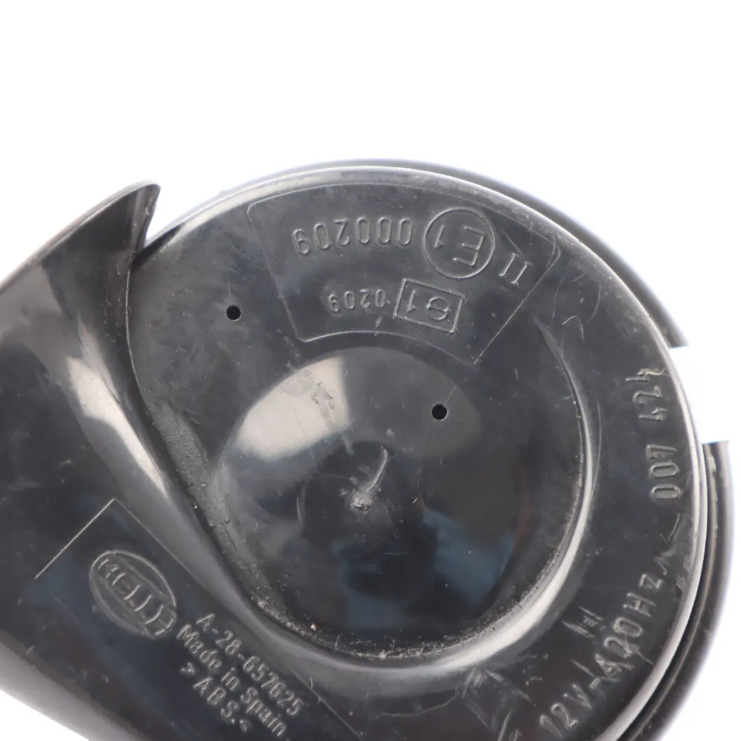 Alarm Siren High Tone Horn Fanfare Signal to Audi A3 8P with Part number 8P0951221B Audi A3 8P Alarm Siren High Tone Horn Fanfare Signal - SKU 8P0951221B - Part number 8P0951221B