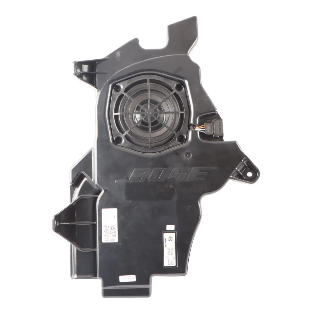 Caisson De Basses Bose Pour Haut Parleur Arrière Gauche pour Audi S3 8P à propos du numéro de pièce 8P3035382C Audi S3 8P Caisson De Basses Bose Pour Haut Parleur Arrière Gauche - SKU 8P3035382C - Numéro de pièce 8P3035382C