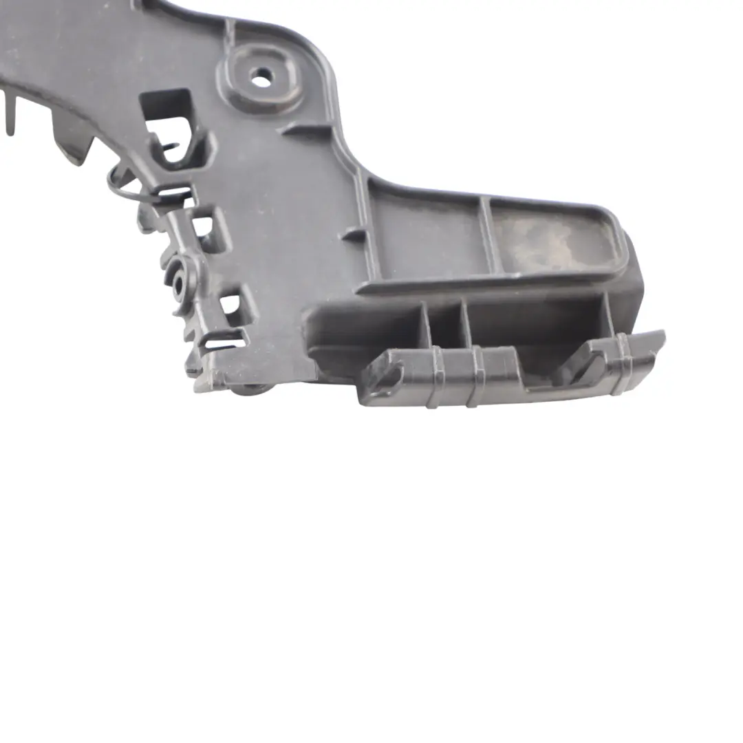 Supporto Montaggio Paraurti Posteriore Sinistro Guida per Audi A3 8P con numero di parte 8P3807377B Audi A3 8P Supporto Montaggio Paraurti Posteriore Sinistro Guida - SKU 8P3807377B - Numero di parte 8P3807377B