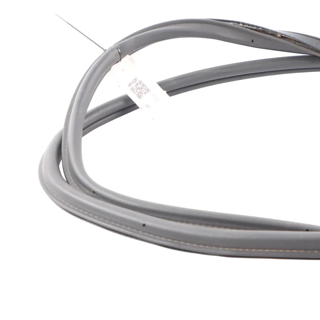 Junta de goma para puerta trasera del maletero del para Audi A3 8P con número de pieza 8P3827705J Audi A3 8P Junta de goma para puerta trasera del maletero del - SKU 8P3827705J - Número de pieza 8P3827705J