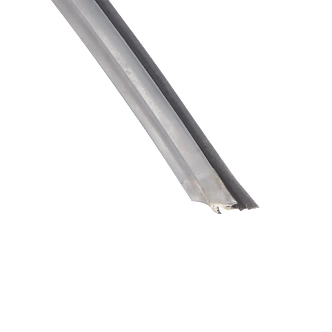 Uszczelka Szyby Drzwi Przednich Przód Prawa 8P3837440 do Audi A3 8P Coupe o numerze 8P3837440D Audi A3 8P Coupe Uszczelka Szyby Drzwi Przednich Przód Prawa 8P3837440 - SKU 8P3837440D - Numer Części 8P3837440D