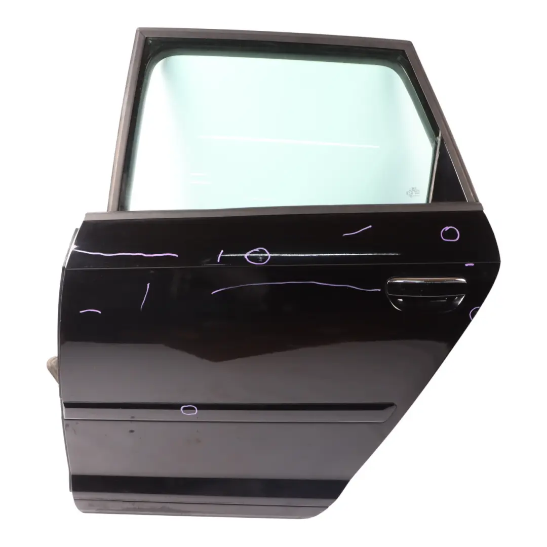 Sportback Door Rear Left N/S Covering Panel Brilliant Black - Y9B to Audi A3 8P with Part number 8P4833051A Audi A3 8P Sportback Door Rear Left N/S Covering Panel Brilliant Black - Y9B - SKU 8P4833051A-BBL - Part number 8P4833051A
