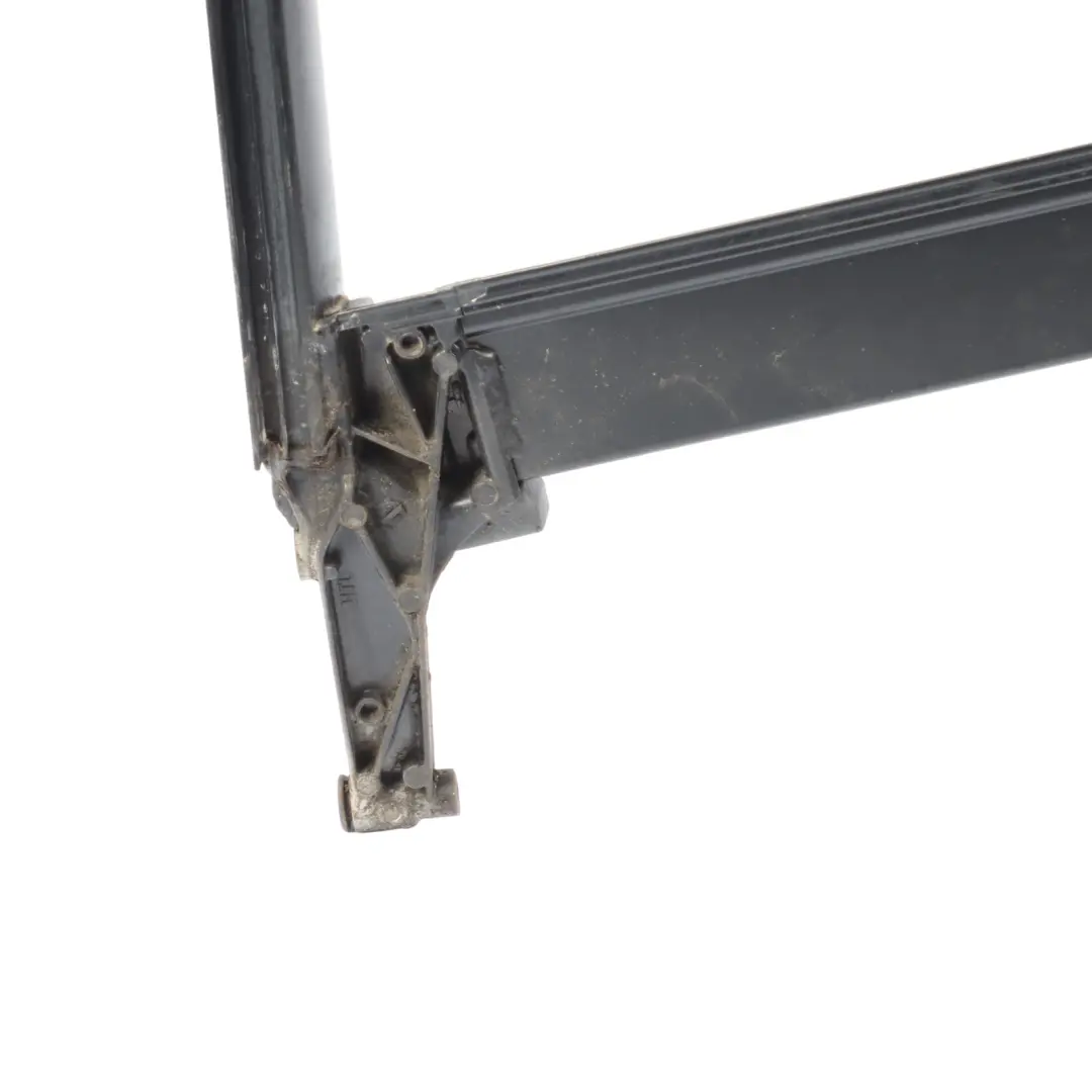 Sportback Fenster Zierrahmen Abdeckung Tür Hinten Links für Audi A4 B8 mit Teilenummer 8P4839629B Audi A4 B8 Sportback Fenster Zierrahmen Abdeckung Tür Hinten Links - SKU 8P4839629B - Teilenummer 8P4839629B