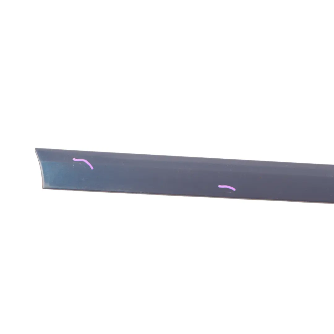 Baguette Moulure Porte Avant Gauche Bleu Scuba Métallisé X5Q pour Audi A3 8P à propos du numéro de pièce 8P4853953A Audi A3 8P Baguette Moulure Porte Avant Gauche Bleu Scuba Métallisé X5Q - SKU 8P4853953A-SCB - Numéro de pièce 8P4853953A