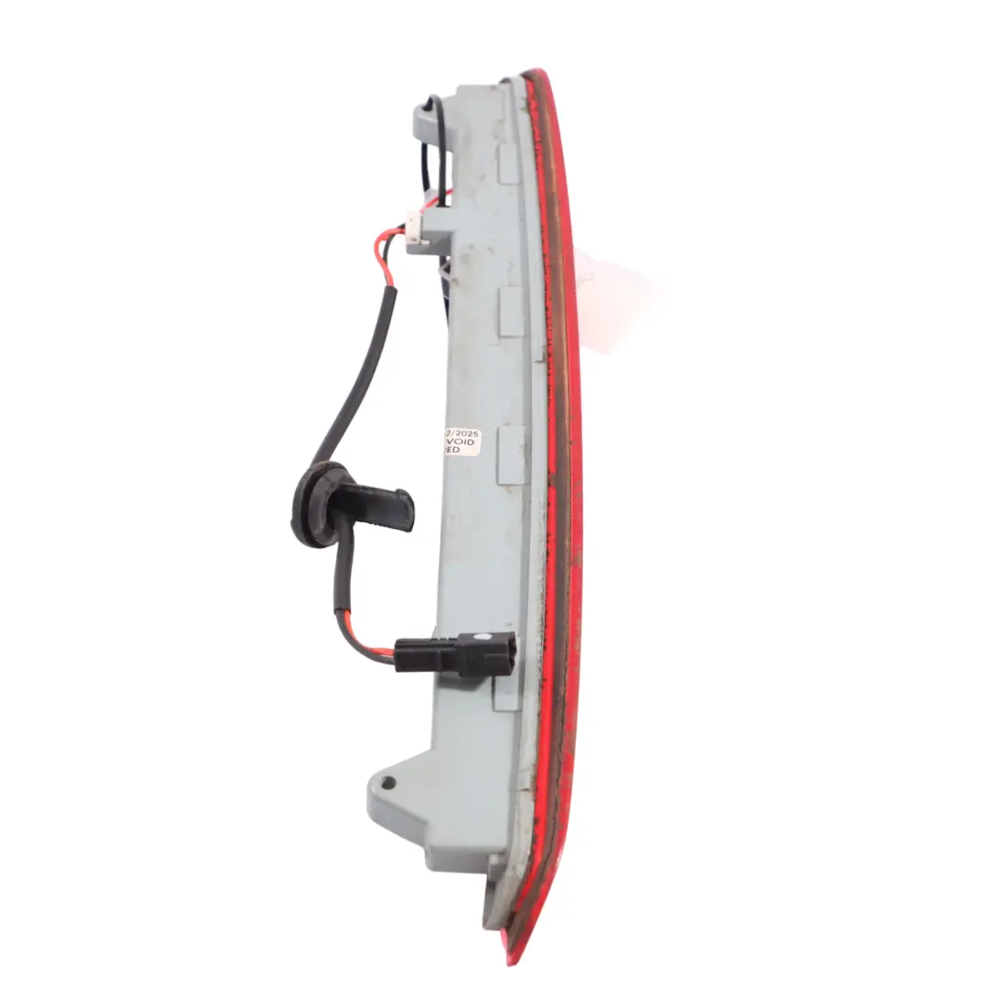 Luce Freno Posteriore Terza Luce Stop per Audi A3 8P con numero di parte 8P4945097A Audi A3 8P Luce Freno Posteriore Terza Luce Stop - SKU 8P4945097A - Numero di parte 8P4945097A