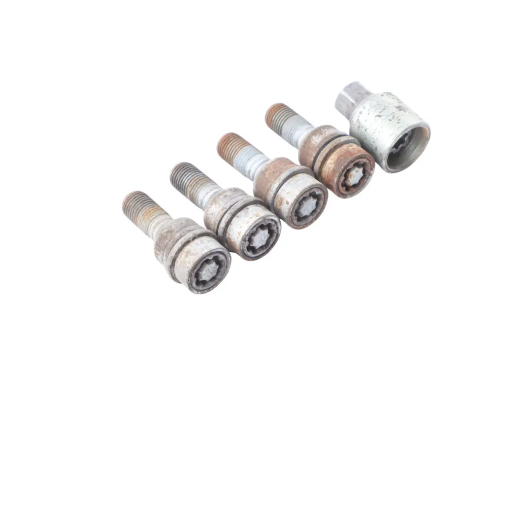 Zestaw Śrub Nakrętek Blokujących Koła do Audi Q3 8U o numerze 8R0698139 Audi Q3 8U Zestaw Śrub Nakrętek Blokujących Koła - SKU 8R0698139 - Numer Części 8R0698139