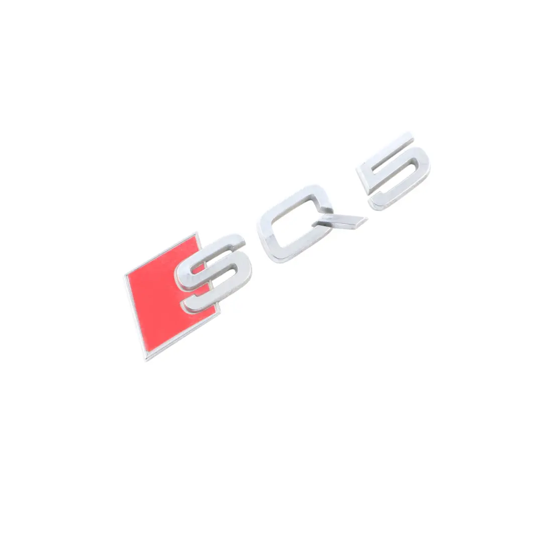 Portellone Posteriore Lettering Badge Emblema SQ5 per Audi SQ5 FY con numero di parte 8R0853735 Audi SQ5 FY Portellone Posteriore Lettering Badge Emblema SQ5 - SKU 8R0853735 - Numero di parte 8R0853735