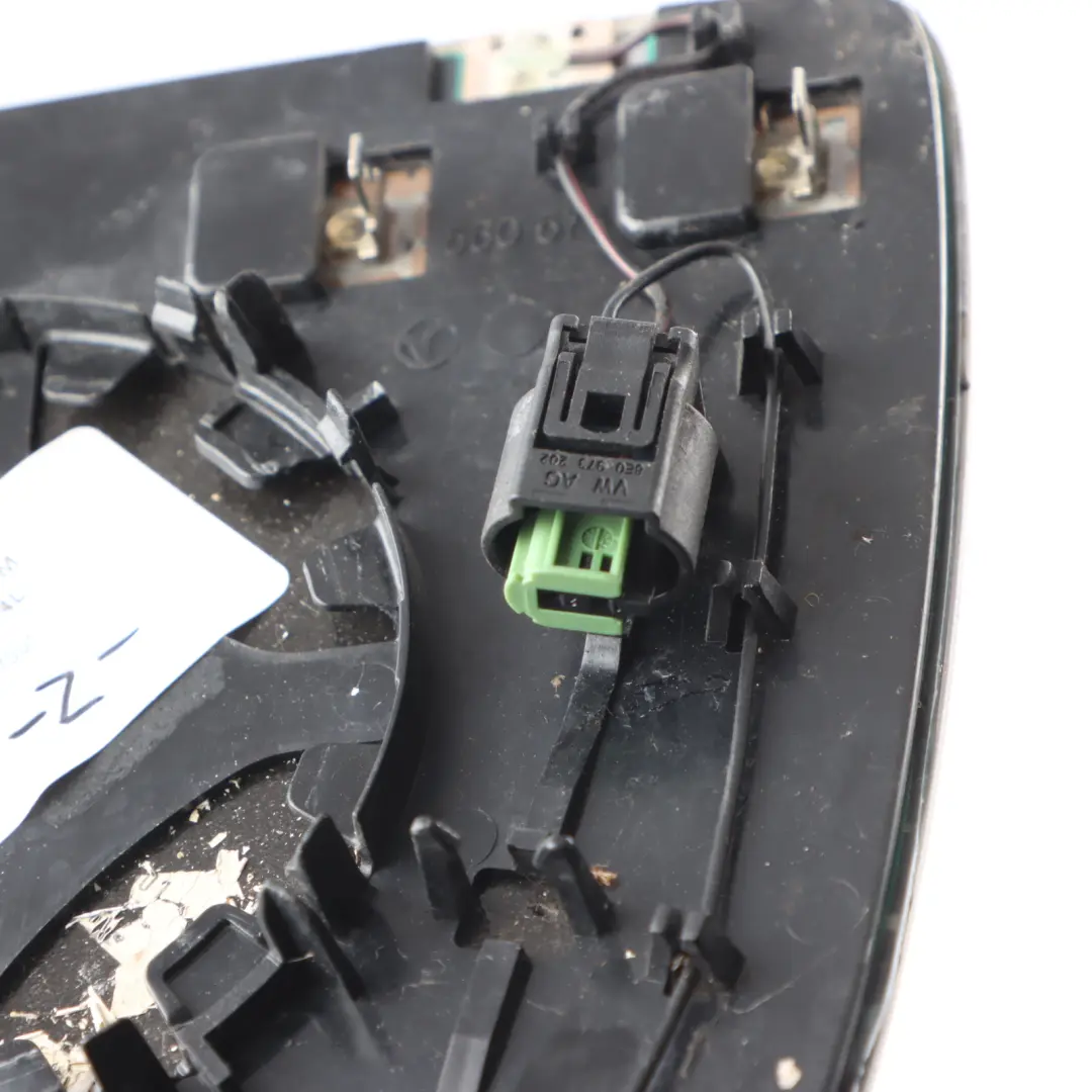 Wing Mirror Glass Right O/S Glass to Audi Q7 4L with Part number 8R0857536M Audi Q7 4L Wing Mirror Glass Right O/S Glass - SKU 8R0857536M - Part number 8R0857536M