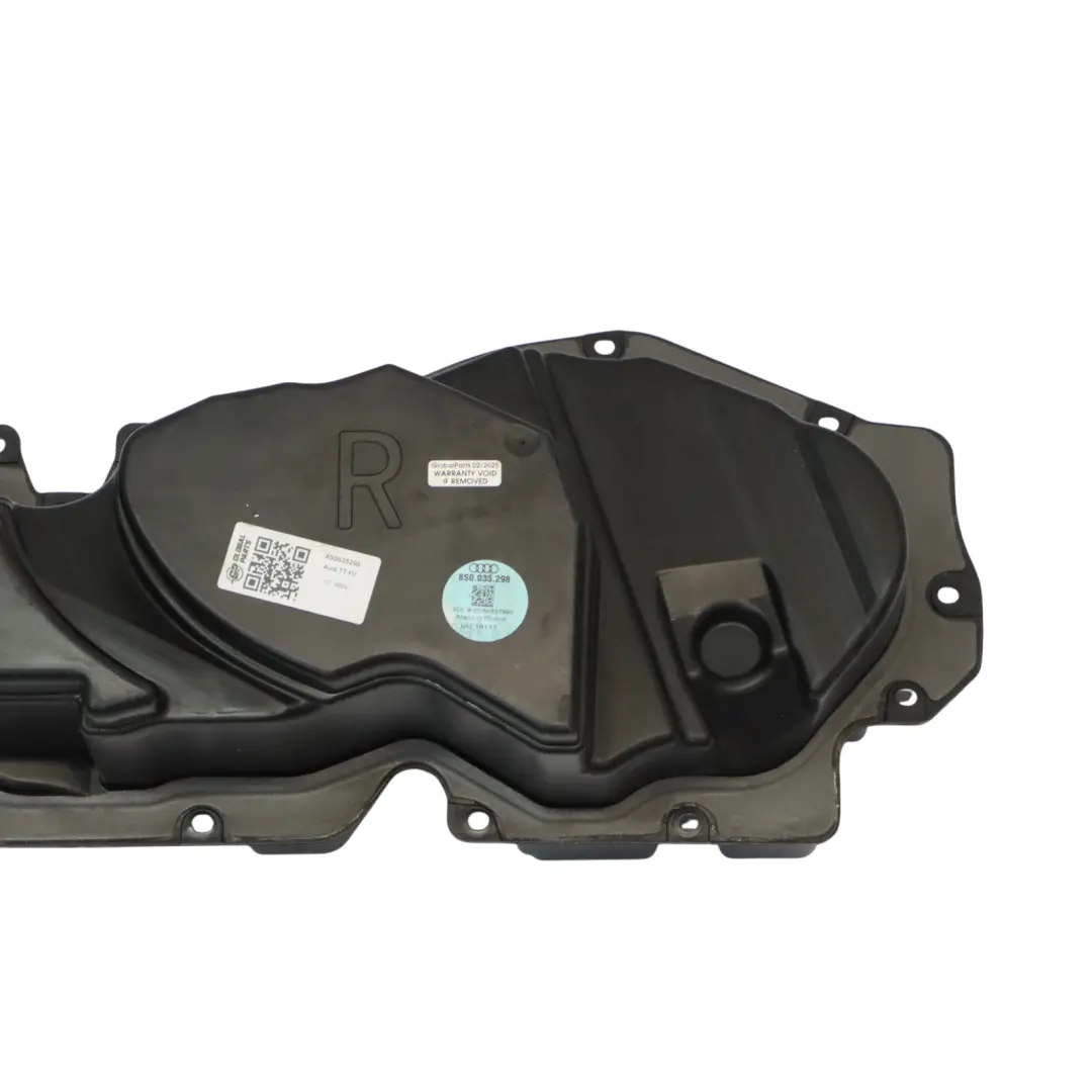 Pannello altoparlante tono basso portiera anteriore destro per Audi TT FV con numero di parte 8S0035298 Audi TT FV Pannello altoparlante tono basso portiera anteriore destro - SKU 8S0035298 - Numero di parte 8S0035298