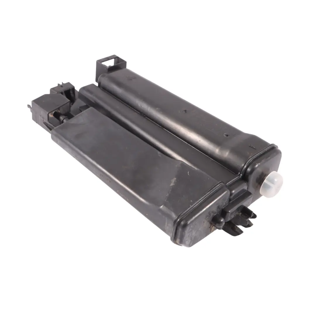 Réservoir de charbon actif pour pour Audi TT FV à propos du numéro de pièce 8S0201801 Audi TT FV Réservoir de charbon actif pour - SKU 8S0201801 - Numéro de pièce 8S0201801