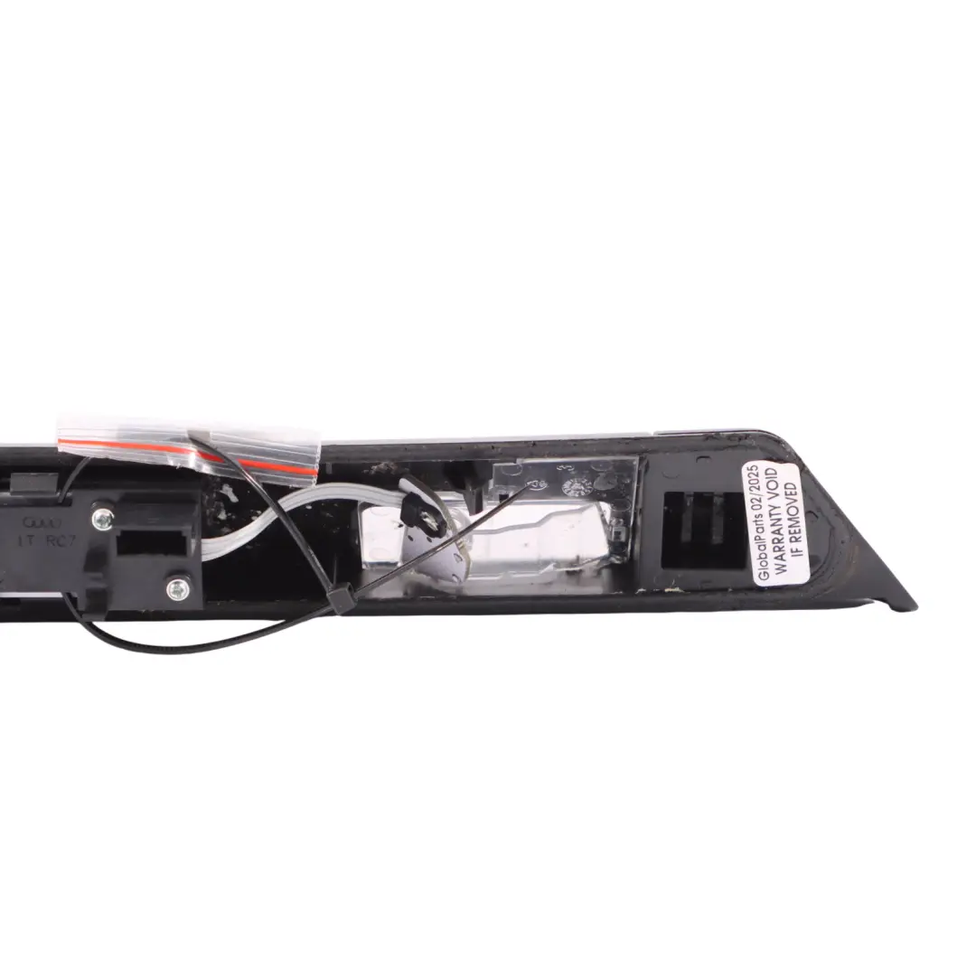 Audi TT FV Heck Koffer Raum Griff Schalter Kennzeichen Beleuchtung - SKU 8S0827574 - Teilenummer 8S0827574