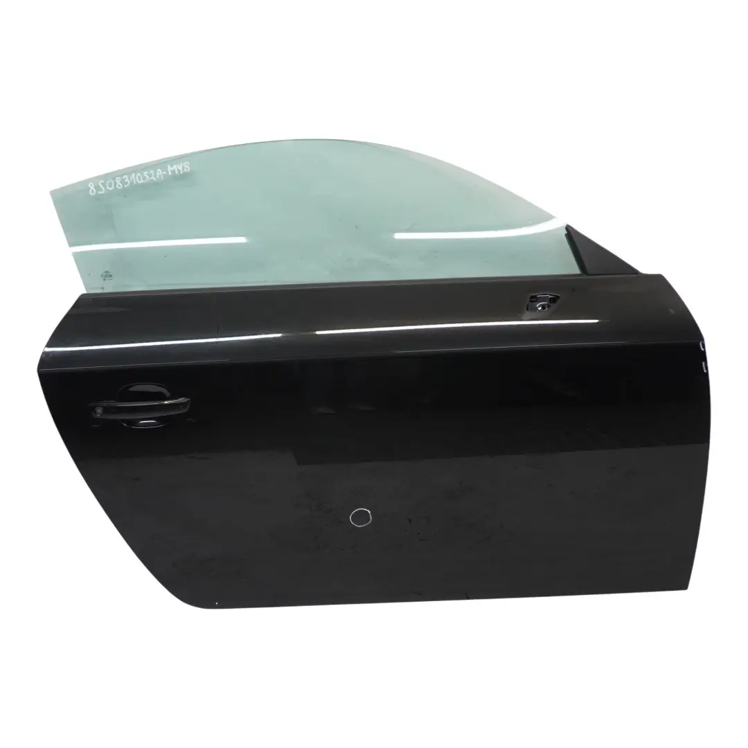 Droit Mythical Black Metallic - Y9T pour Audi TT FV Porte Avant à propos du numéro de pièce 8S0831052A Audi TT FV Porte Avant Droit Mythical Black Metallic - Y9T - SKU 8S0831052A-MYB - Numéro de pièce 8S0831052A