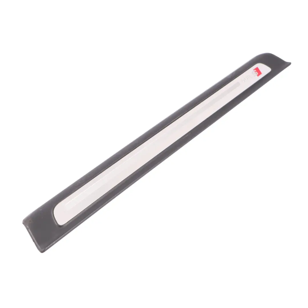 Audi TT FV S-Line Garniture seuil porte Couvercle plaque avant droit - SKU 8S0853492A - Numéro de pièce 8S0853492A