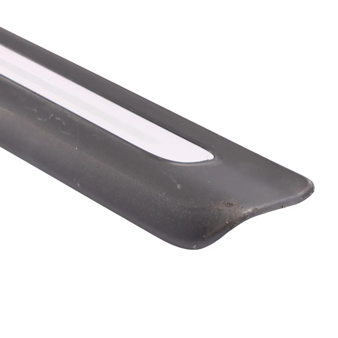 Audi TT FV S-Line Garniture seuil porte Couvercle plaque avant droit - SKU 8S0853492A - Numéro de pièce 8S0853492A