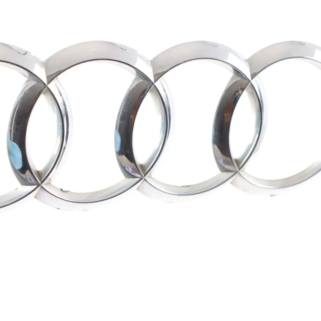 Audi TT FV Tailgate Trasero Trampilla Boot Lid Insignia Emblema - SKU 8S0853742 - Número de pieza 8S0853742