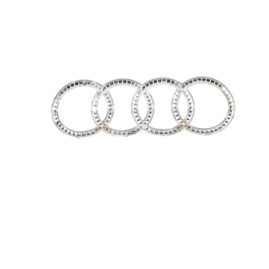 Emblemat Logo Pokrywy Bagażnika Chrom do Audi TT FV o numerze 8S0853742 Audi TT FV Emblemat Logo Pokrywy Bagażnika Chrom - SKU 8S0853742 - Numer Części 8S0853742