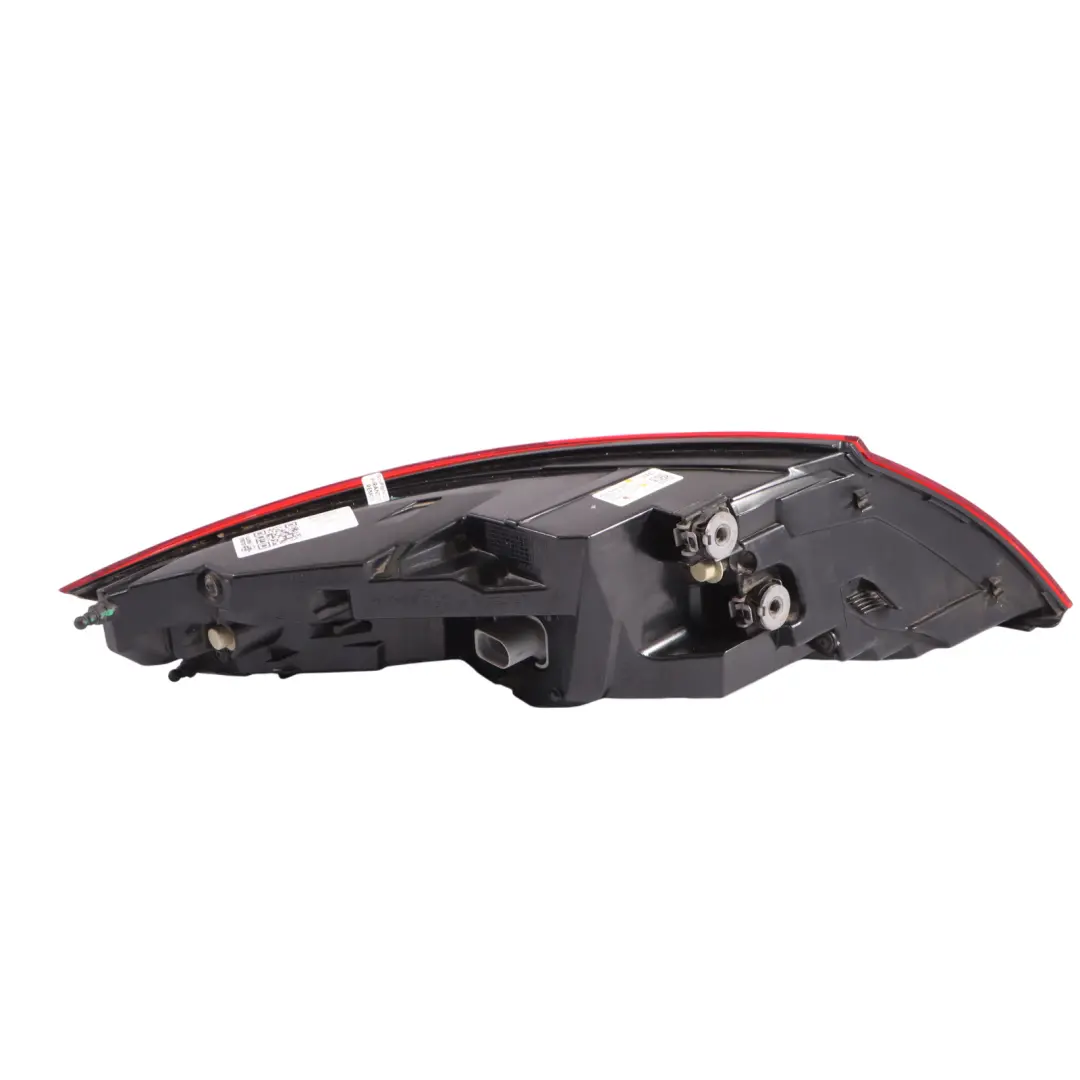 Lamp Tail Light Outer Right O/S to Audi TT FV Rear with Part number 8S0945096 Audi TT FV Rear Lamp Tail Light Outer Right O/S - SKU 8S0945096 - Part number 8S0945096