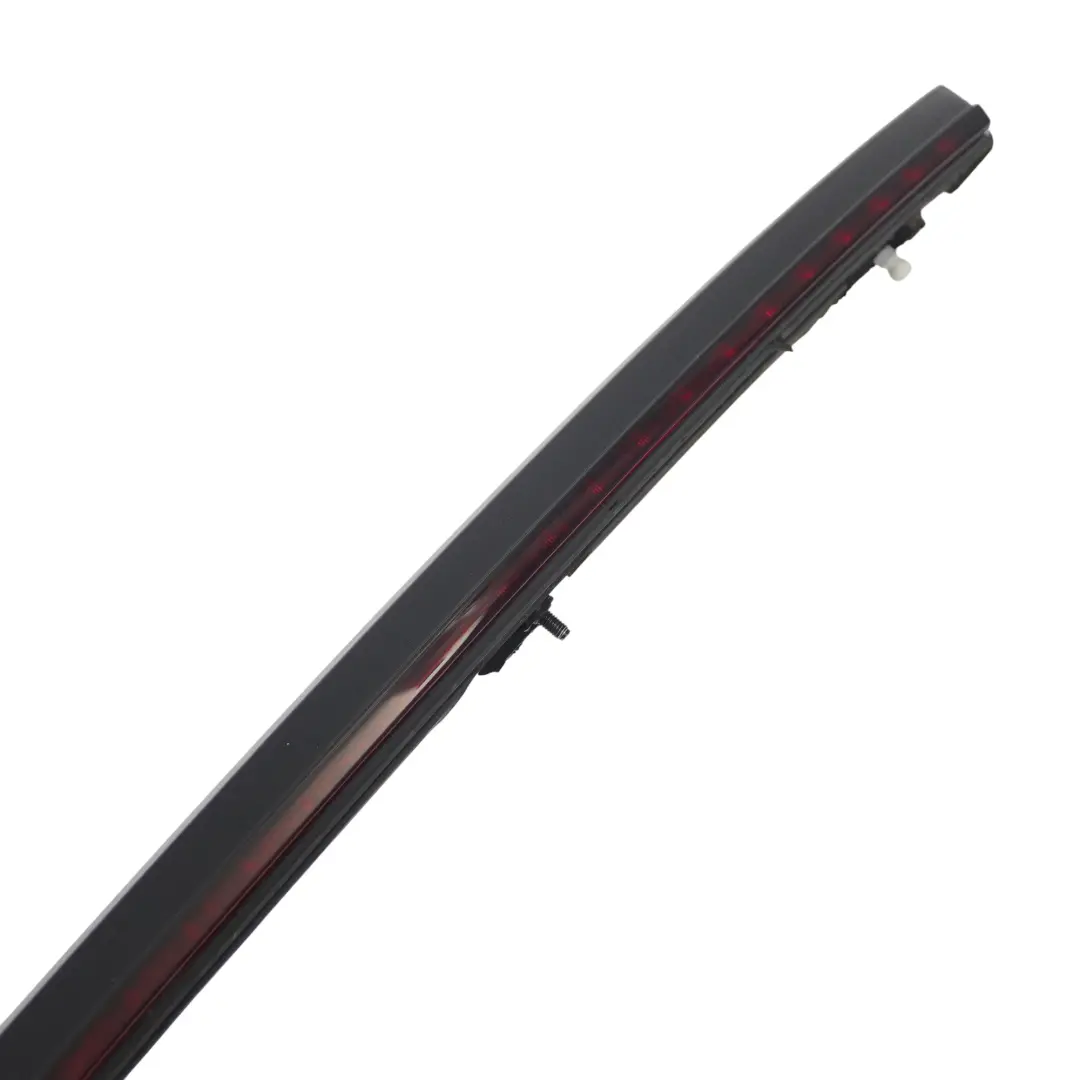 Luce freno posteriore Terza luce stop per Audi TT FV con numero di parte 8S0945097 Audi TT FV Luce freno posteriore Terza luce stop - SKU 8S0945097 - Numero di parte 8S0945097