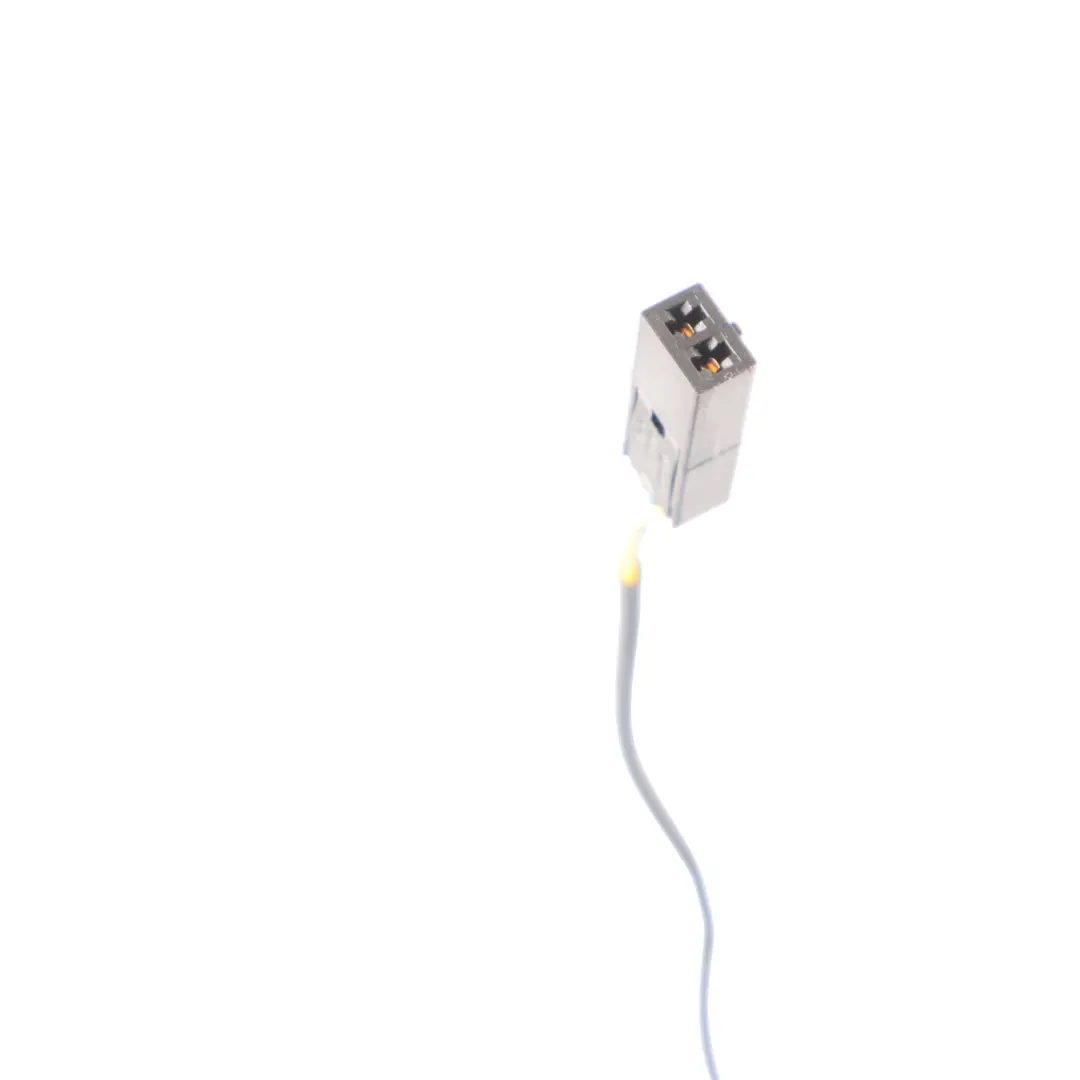 Audi TT FV Cintura Di Sicurezza Posteriore Fibbia Aggancio Sinistra - SKU 8S8857739B - Numero di parte 8S8857739B