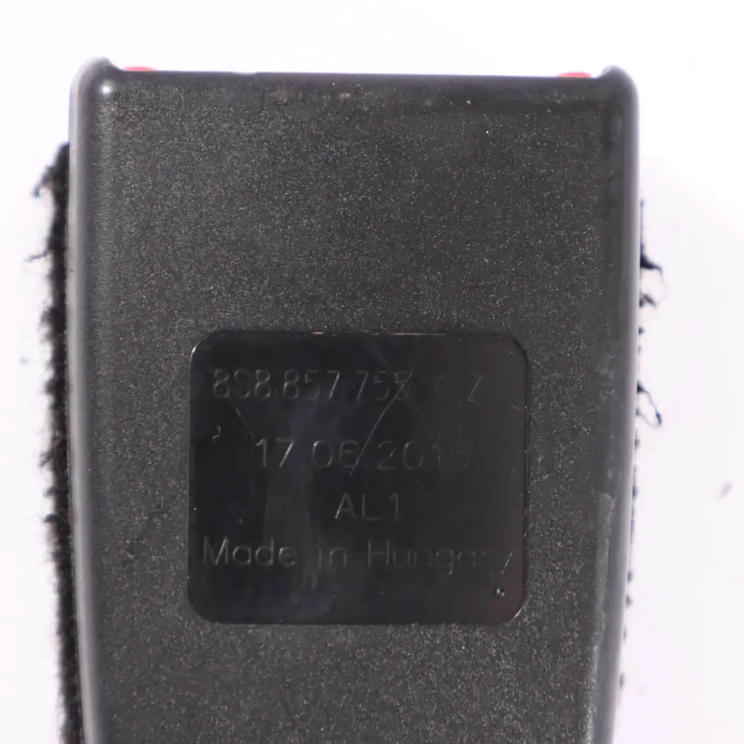 Hebilla cinturón seguridad asiento izquierdo derecho para Audi TT FV con número de pieza 8S8857755 Audi TT FV Hebilla cinturón seguridad asiento izquierdo derecho - SKU 8S8857755 - Número de pieza 8S8857755