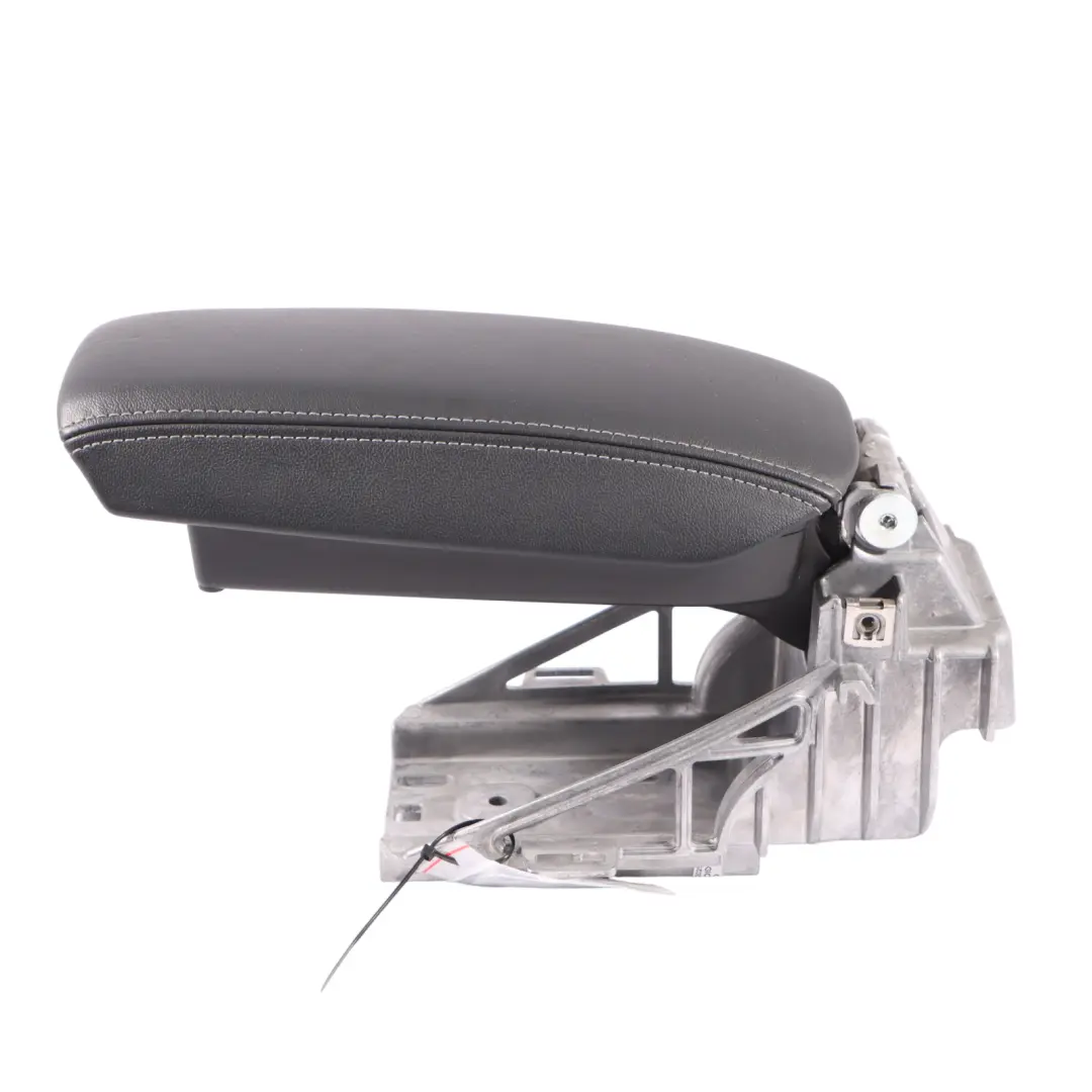Audi TT FV Support accoudoir console centrale plateau rangement - SKU 8S8864208B - Numéro de pièce 8S8864208B