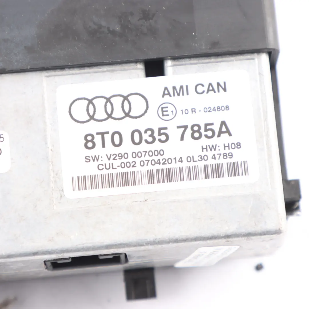 MMI Multimedia Interface Unit Modulo Controllo ECU per Audi A5 8T con numero di parte 8T0035785A Audi A5 8T MMI Multimedia Interface Unit Modulo Controllo ECU - SKU 8T0035785A - Numero di parte 8T0035785A