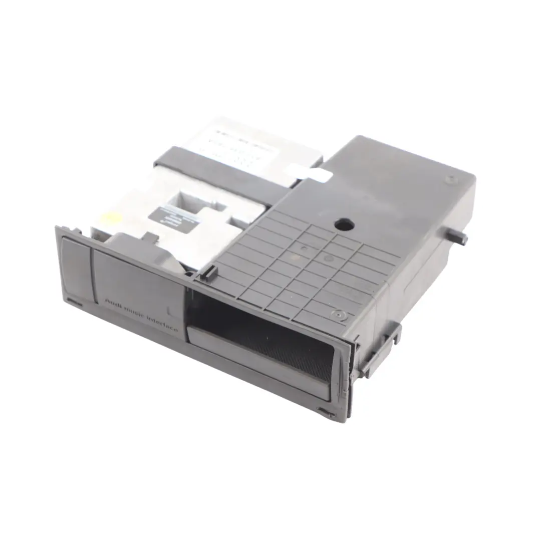 MMI Multimedia Interface Unit Modulo Controllo ECU per Audi A5 8T con numero di parte 8T0035785A Audi A5 8T MMI Multimedia Interface Unit Modulo Controllo ECU - SKU 8T0035785A - Numero di parte 8T0035785A