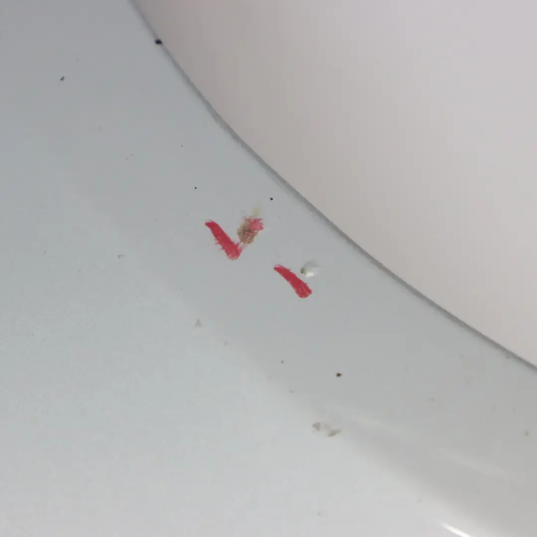 Pannello laterale anteriore sinistro Parafango Ice Silver - X7W per Audi A5 8T con numero di parte 8T0821105H Audi A5 8T Pannello laterale anteriore sinistro Parafango Ice Silver - X7W - SKU 8T0821105H-ICS - Numero di parte 8T0821105H