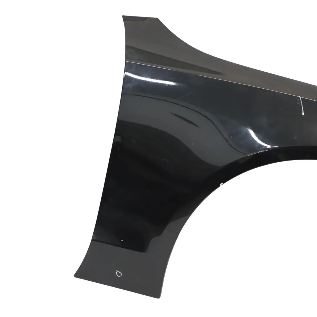 Błotnik Przedni Prawy Skrzydło Phantom Black Czarny - Z9Y do Audi A5 8T o numerze 8T0821106H Audi A5 8T Błotnik Przedni Prawy Skrzydło Phantom Black Czarny - Z9Y - SKU 8T0821106H-PHB - Numer Części 8T0821106H