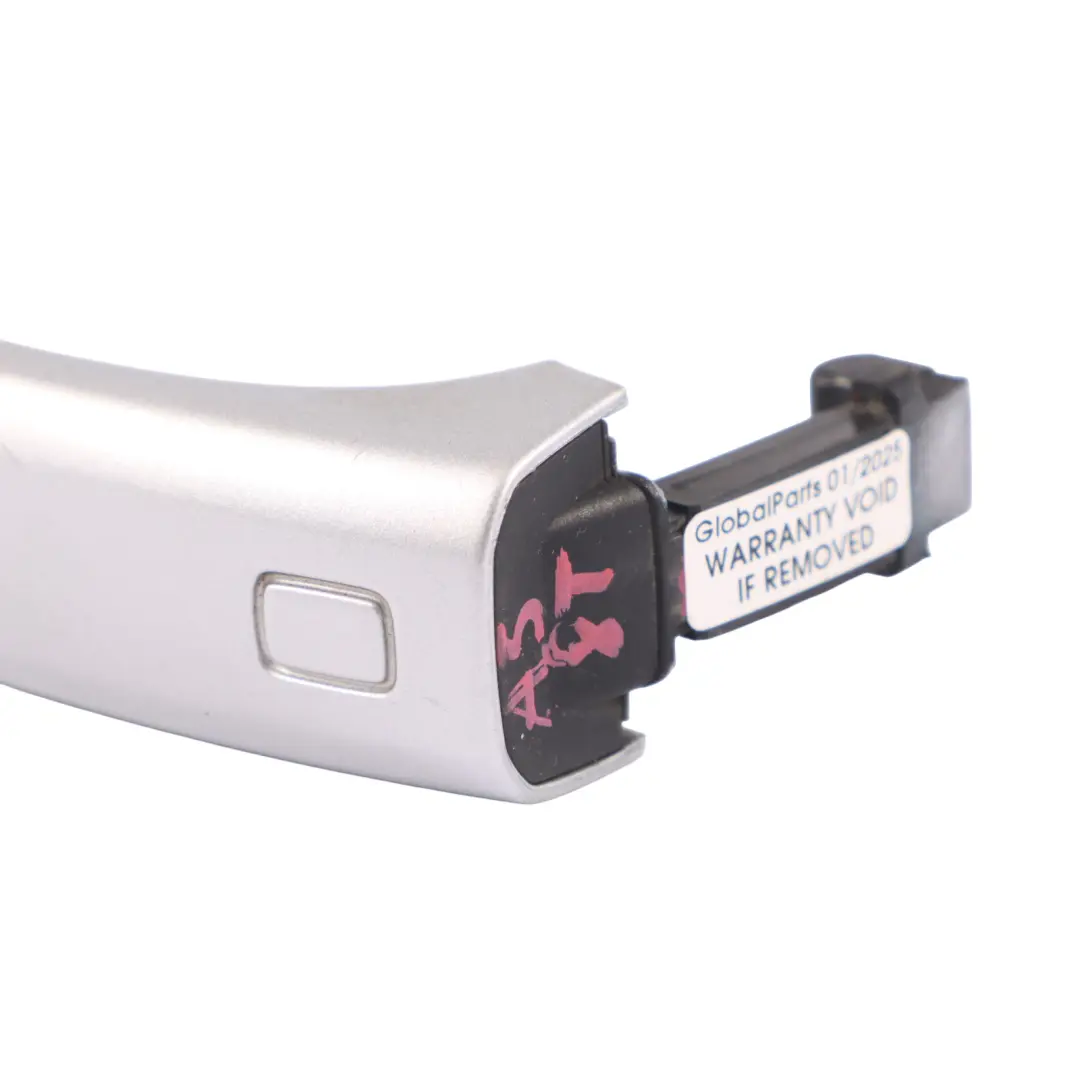 Tür Halte Griff Vorne Links Rechts Eissilber X7W für Audi A5 8T mit Teilenummer 8T0837205A Audi A5 8T Tür Halte Griff Vorne Links Rechts Eissilber X7W - SKU 8T0837205A-ICS - Teilenummer 8T0837205A