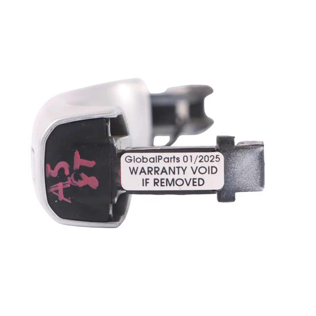 Asidero puerta delantera izquierda derecha Ice Silver X7W para Audi A5 8T con número de pieza 8T0837205A Audi A5 8T Asidero puerta delantera izquierda derecha Ice Silver X7W - SKU 8T0837205A-ICS - Número de pieza 8T0837205A