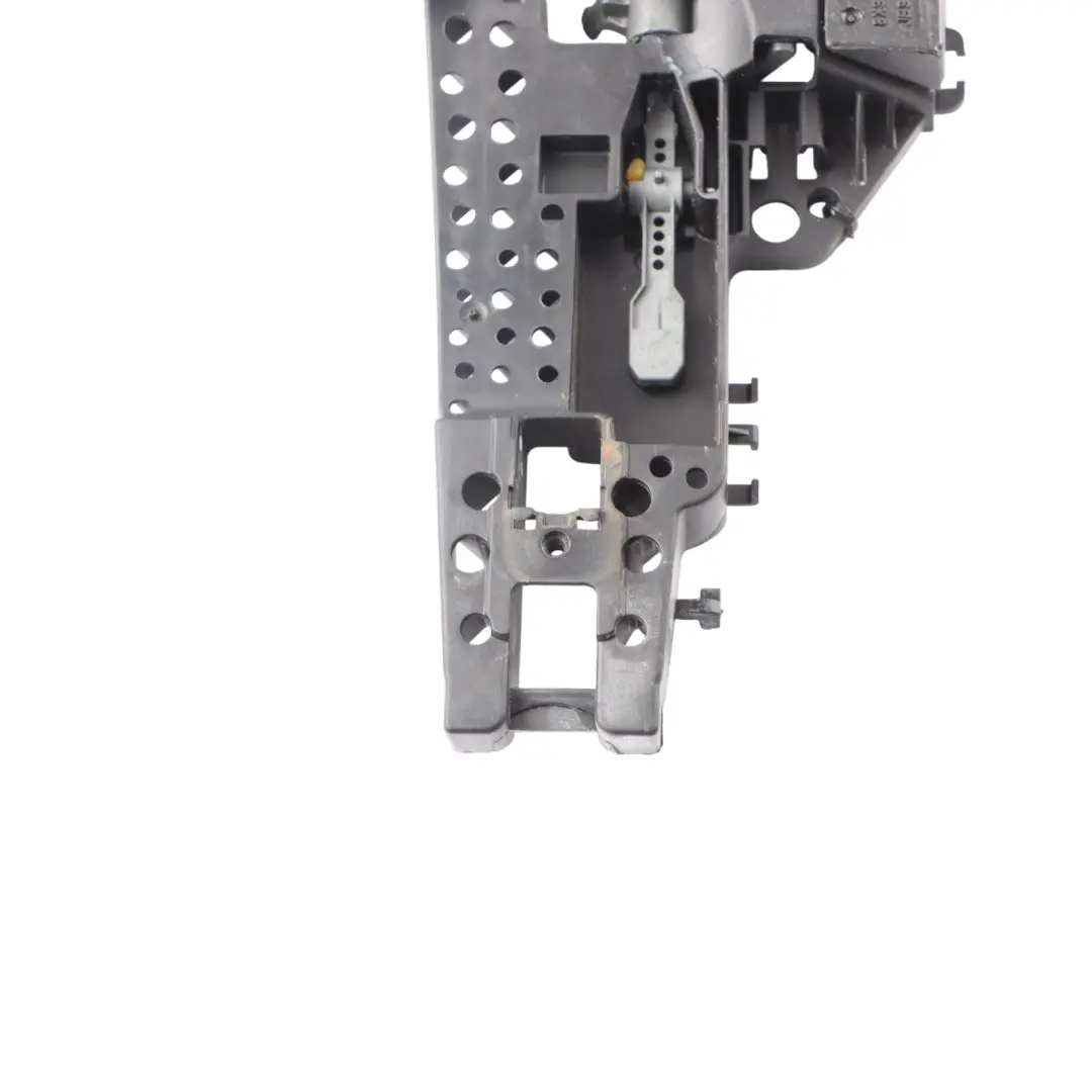 Audi A1 8X Support De Base De Poignée De Porte Avant Gauche - SKU 8T1837885B - Numéro de pièce 8T1837885B