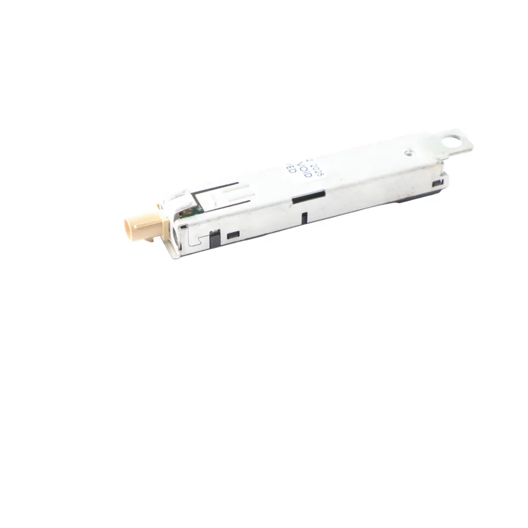Antenna Amplifier Aerial Module Control Unit to Audi Q3 8U with Part number 8U0035225B Audi Q3 8U Antenna Amplifier Aerial Module Control Unit - SKU 8U0035225B - Part number 8U0035225B