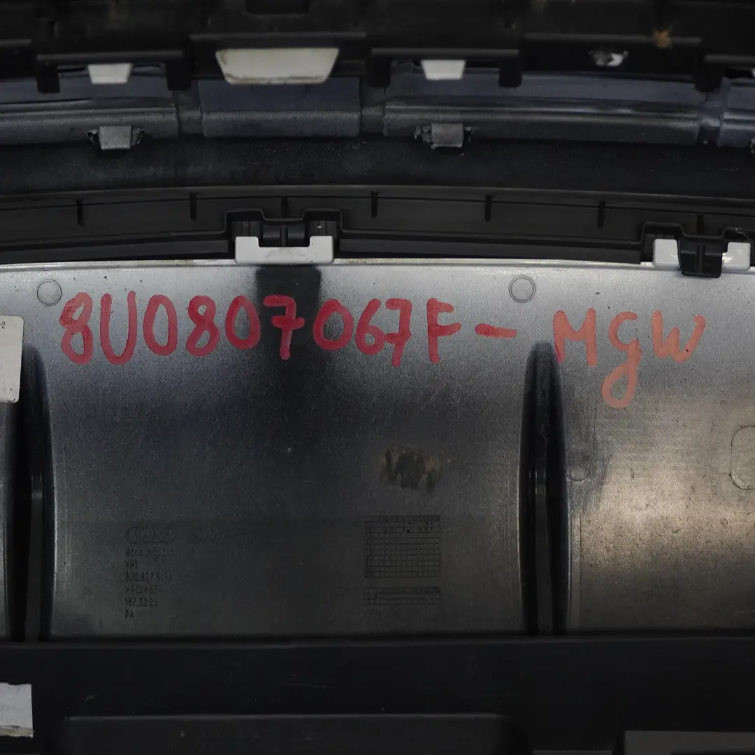 Zderzak Tylny Glacier White Pearl Biały Metalik - S9R do Audi Q3 8U o numerze 8U0807067F Audi Q3 8U Zderzak Tylny Glacier White Pearl Biały Metalik - S9R - SKU 8U0807067F-MGW - Numer Części 8U0807067F