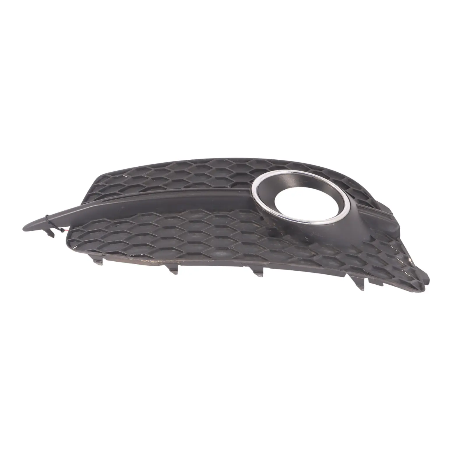 Audi Q3 8U paraurti fendinebbia copertura lampada sinistra griglia 8U0807681D