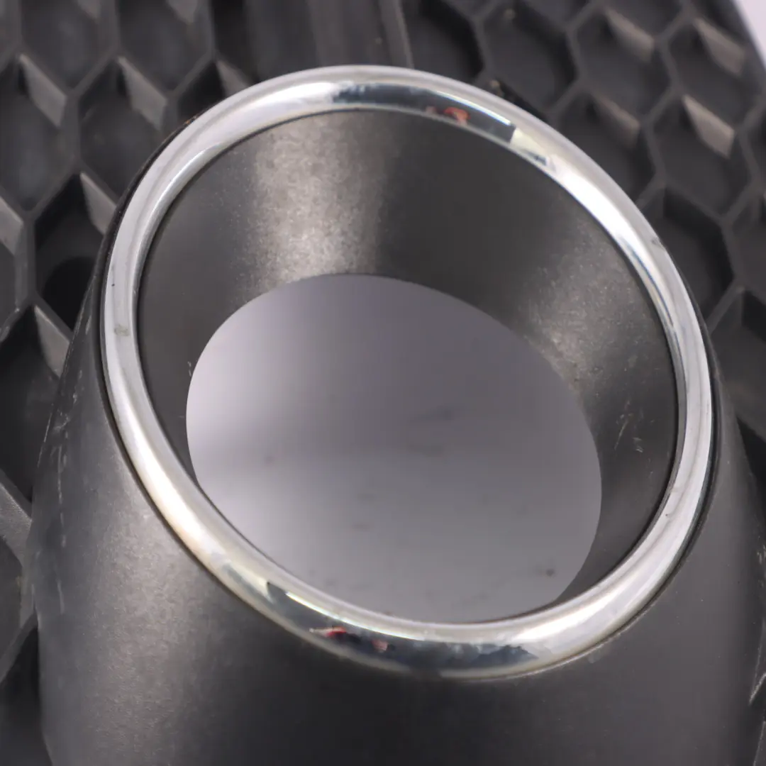 paraurti fendinebbia copertura lampada sinistra griglia per Audi Q3 8U con numero di parte 8U0807681D Audi Q3 8U paraurti fendinebbia copertura lampada sinistra griglia - SKU 8U0807681D - Numero di parte 8U0807681D