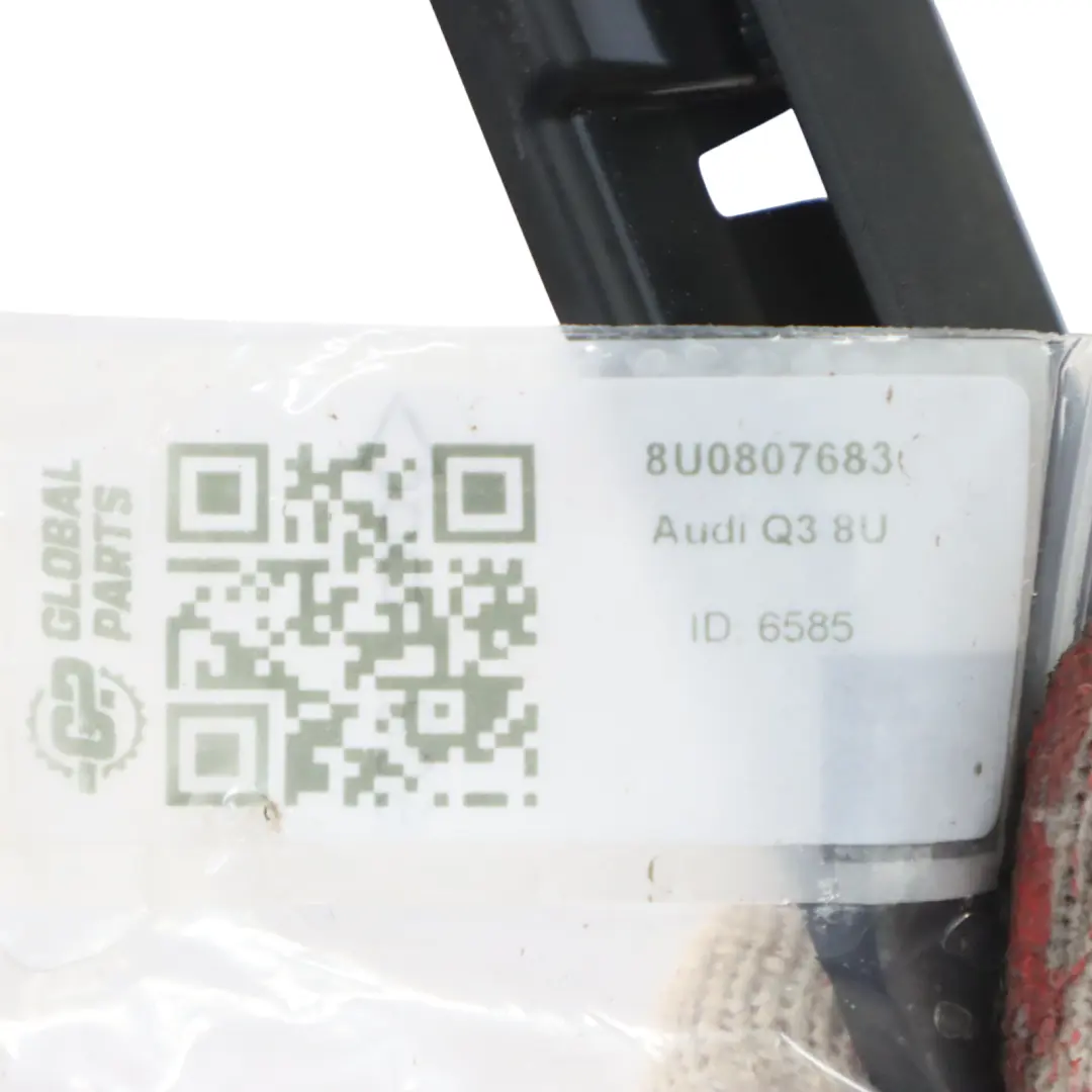 Audi Q3 8U Supporto griglia centrale anteriore inserto paraurti - SKU 8U0807683 - Numero di parte 8U0807683