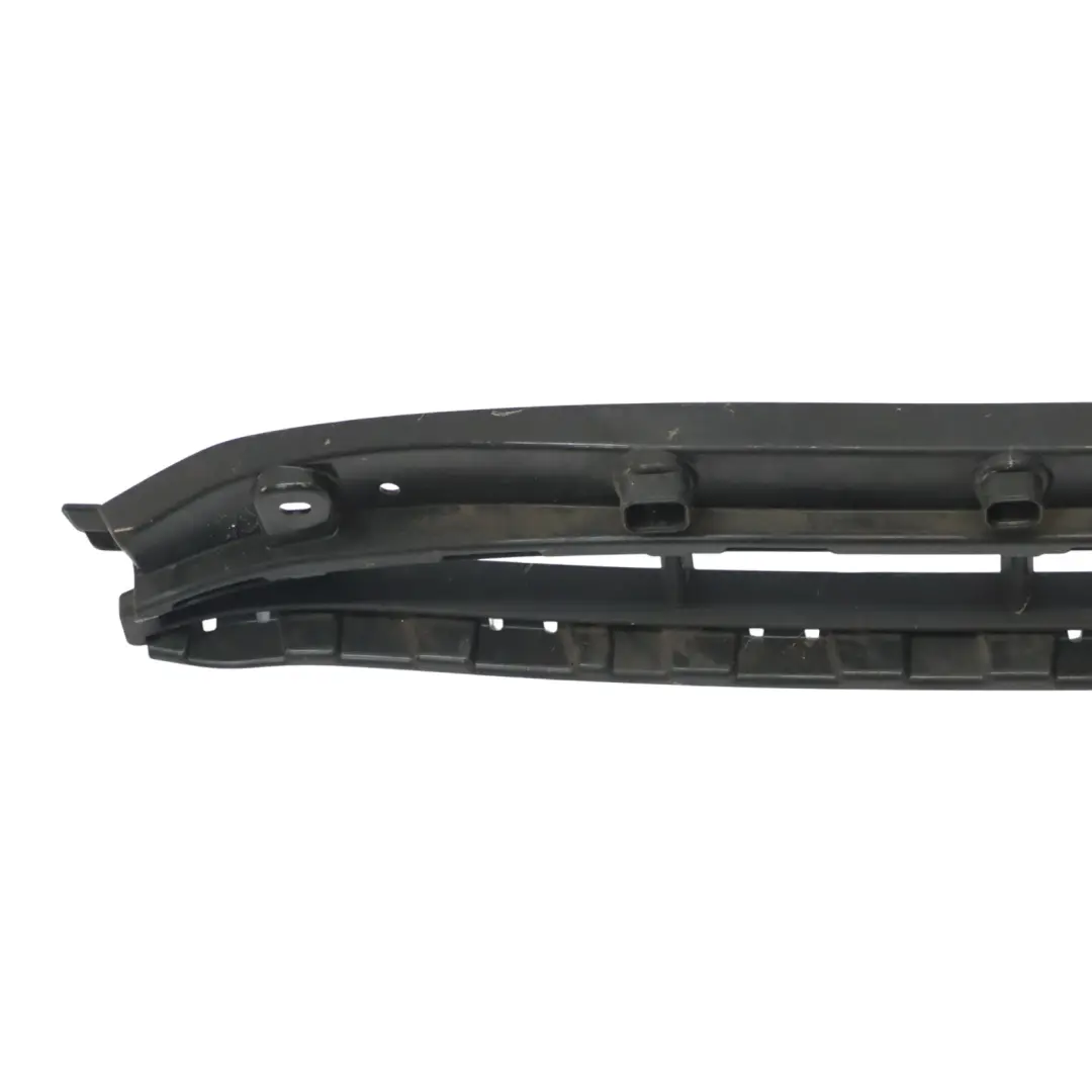 Audi Q3 8U Vorne Mitte Kühlergrill Rahmen Einsatz Stoß Stange Halter - SKU 8U0807683 - Teilenummer 8U0807683