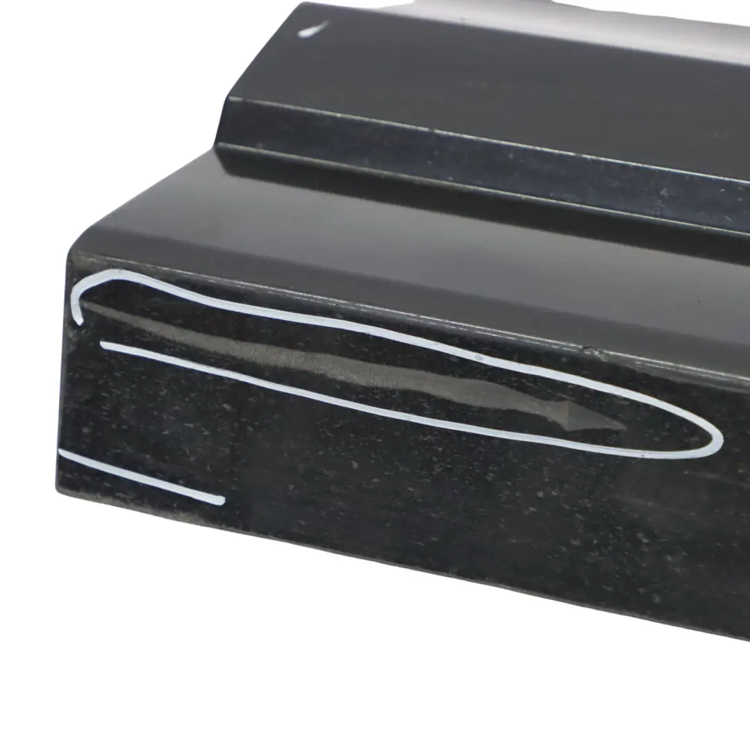 Panel Revestimiento Umbral Delantera Derecha Mythical Negro - Y9T para Audi Q3 8U con número de pieza 8U0853960R Audi Q3 8U Panel Revestimiento Umbral Delantera Derecha Mythical Negro - Y9T - SKU 8U0853960R-MYB - Número de pieza 8U0853960R