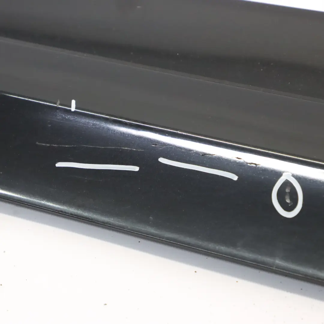 Audi Q3 8U Panel Revestimiento Umbral Delantera Derecha Mythical Negro - Y9T - SKU 8U0853960R-MYB - Número de pieza 8U0853960R