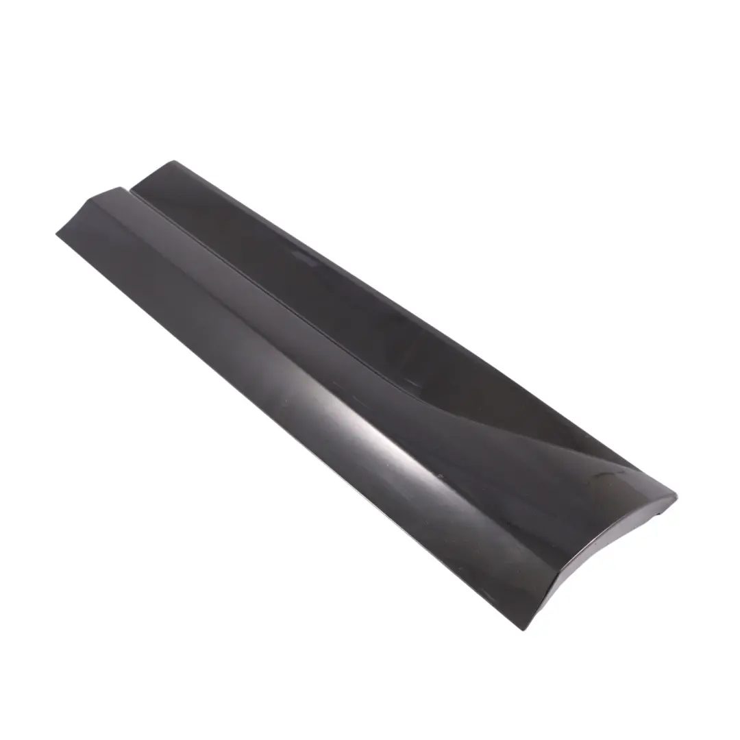 Moldura inferior trasera derecha lado conductor Mythical Black - Y9T para Audi Q3 8U con número de pieza 8U0853970R Audi Q3 8U Moldura inferior trasera derecha lado conductor Mythical Black - Y9T - SKU 8U0853970R-MYB - Número de pieza 8U0853970R